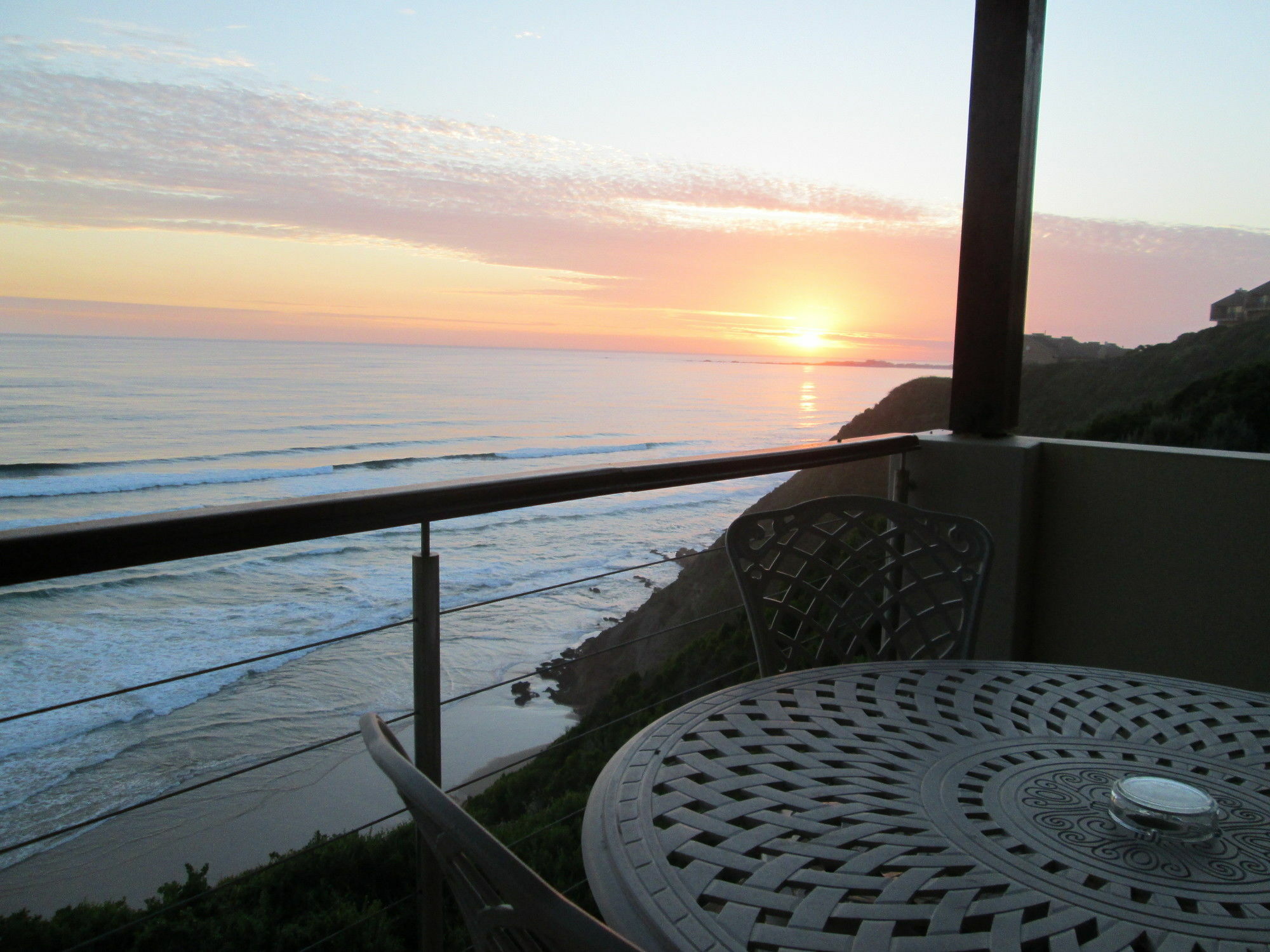 Brenton On The Rocks Hotel Exterior photo