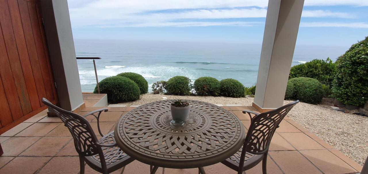 Brenton On The Rocks Hotel Exterior photo